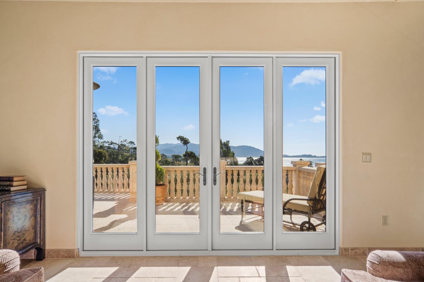 Detail Gallery Image 9 of 75 For 1519 Riata Rd, Pebble Beach,  CA 93953 - 5 Beds | 5/3 Baths