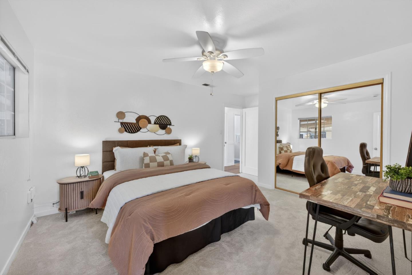 Detail Gallery Image 16 of 48 For Hodges Ave, San Jose,  CA 95128 - 5 Beds | 4 Baths