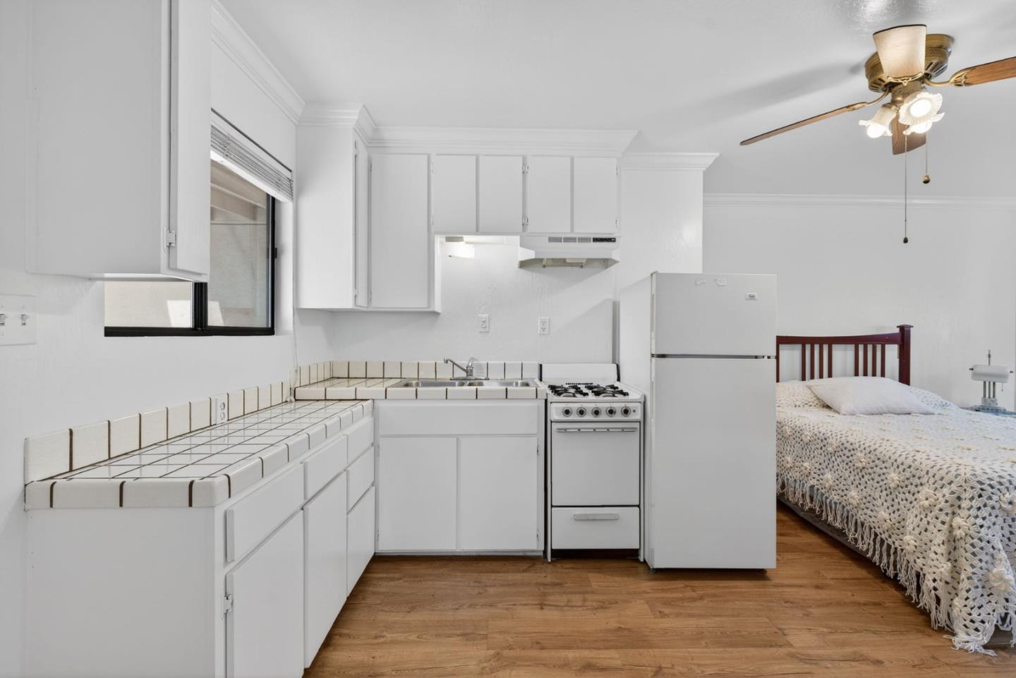 Detail Gallery Image 36 of 48 For Hodges Ave, San Jose,  CA 95128 - 5 Beds | 4 Baths