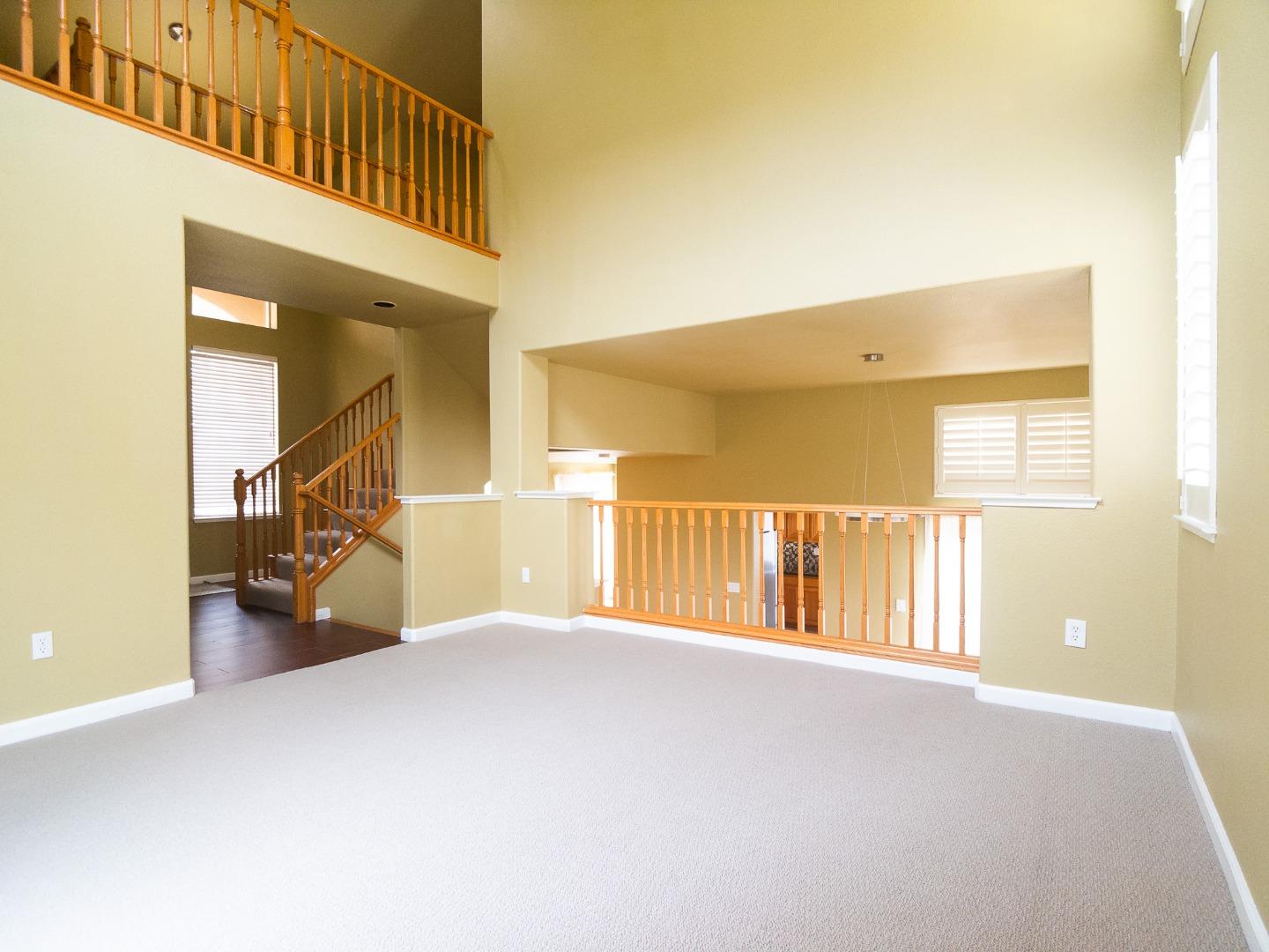 Detail Gallery Image 10 of 46 For 15 Parkridge Cir, South San Francisco,  CA 94080 - 4 Beds | 2/1 Baths