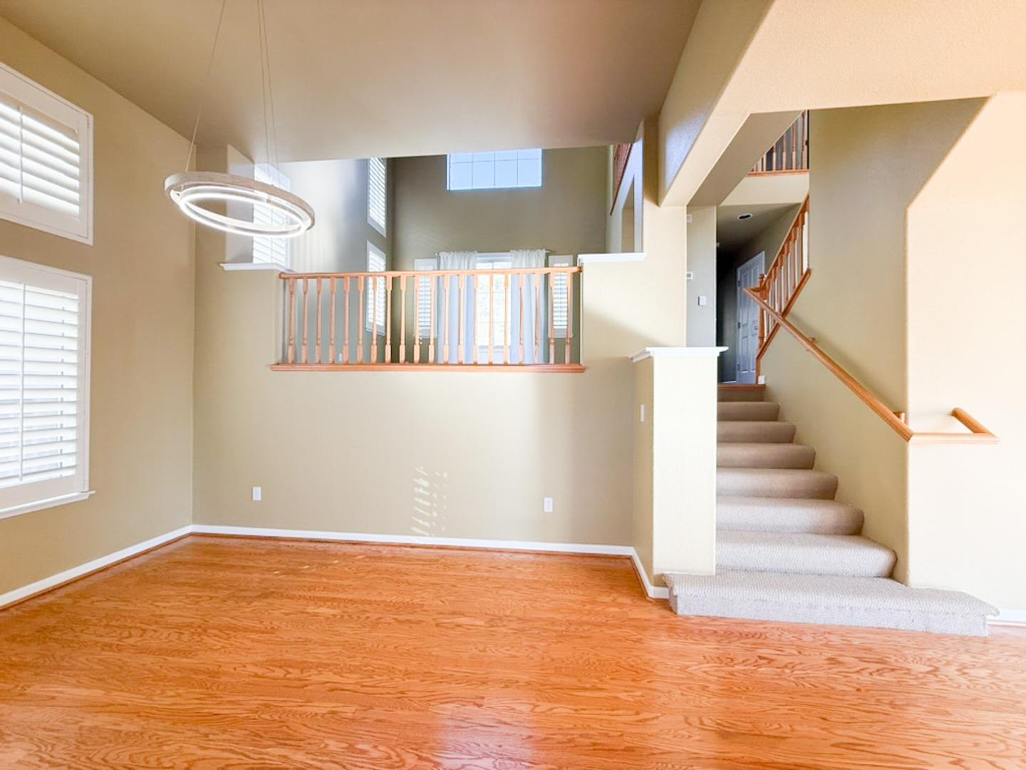 Detail Gallery Image 17 of 46 For 15 Parkridge Cir, South San Francisco,  CA 94080 - 4 Beds | 2/1 Baths