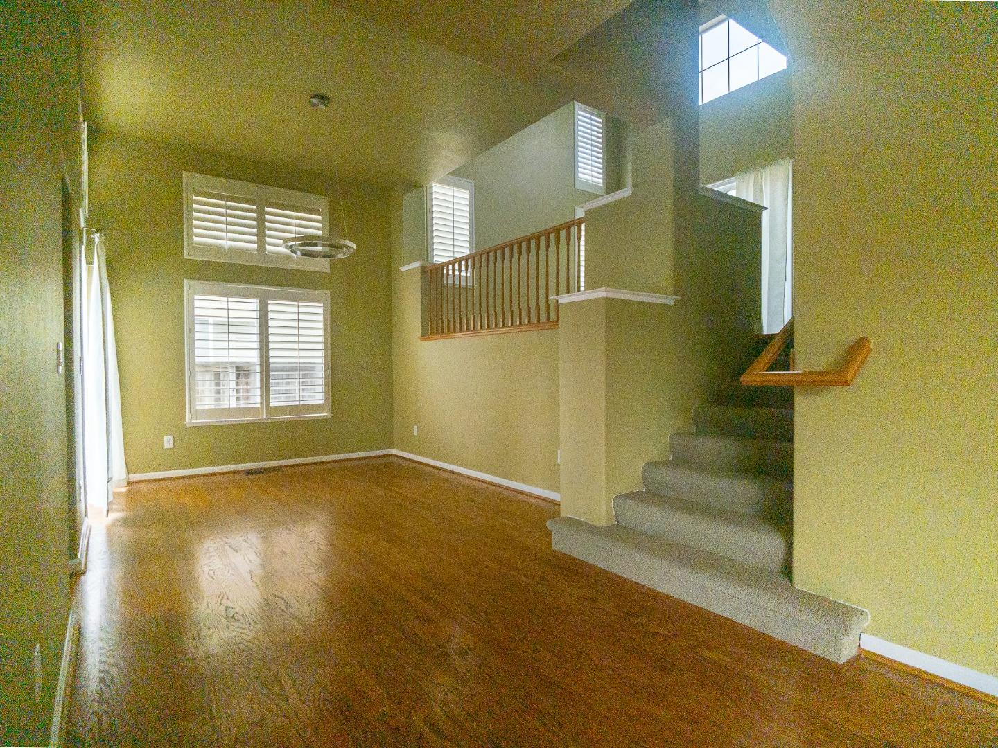 Detail Gallery Image 18 of 46 For 15 Parkridge Cir, South San Francisco,  CA 94080 - 4 Beds | 2/1 Baths