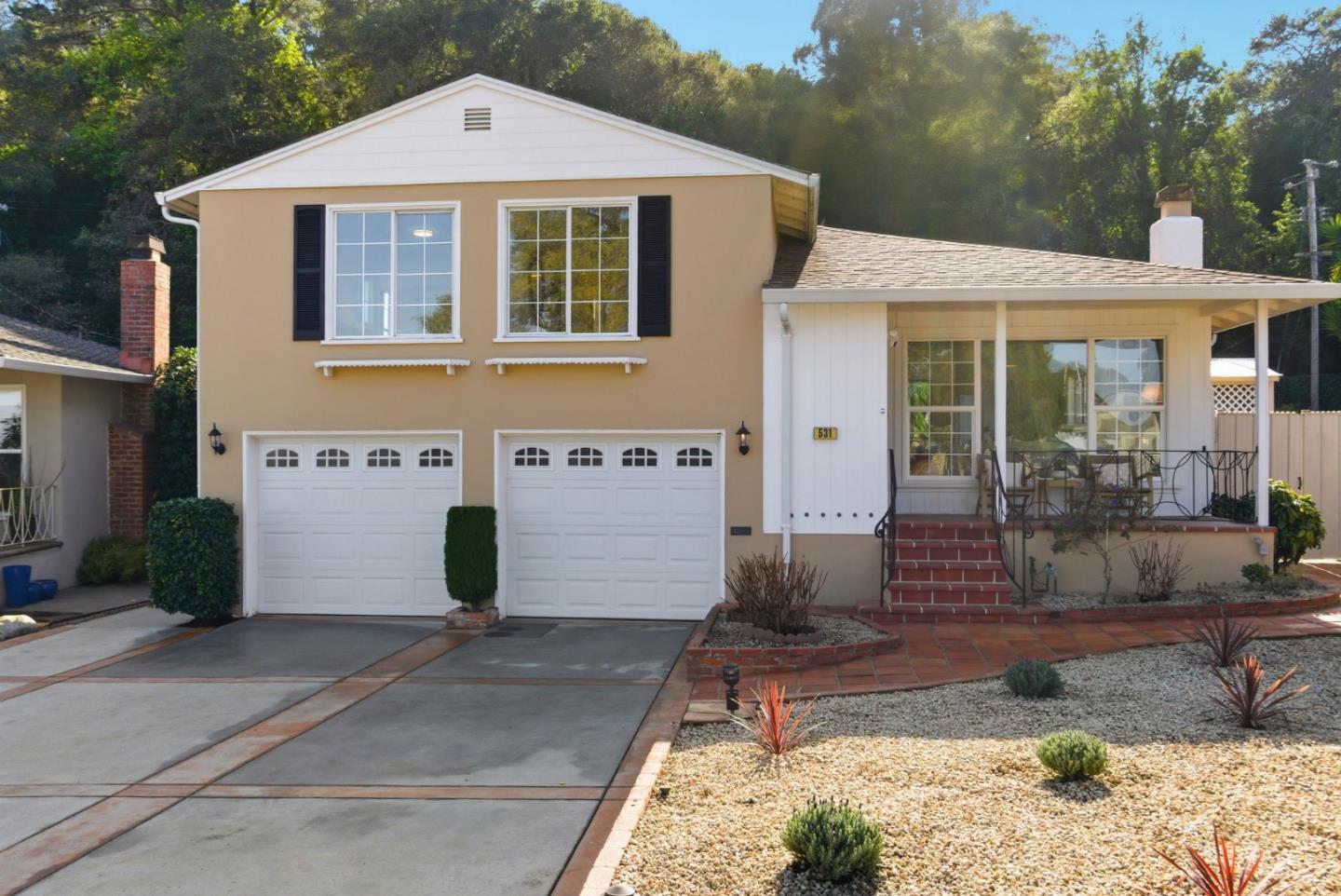 Detail Gallery Image 2 of 40 For 531 Anita Ln, Millbrae,  CA 94030 - 3 Beds | 1/1 Baths