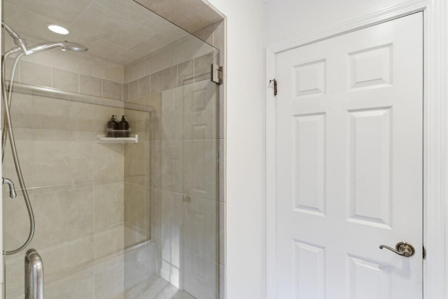 Detail Gallery Image 26 of 40 For 531 Anita Ln, Millbrae,  CA 94030 - 3 Beds | 1/1 Baths