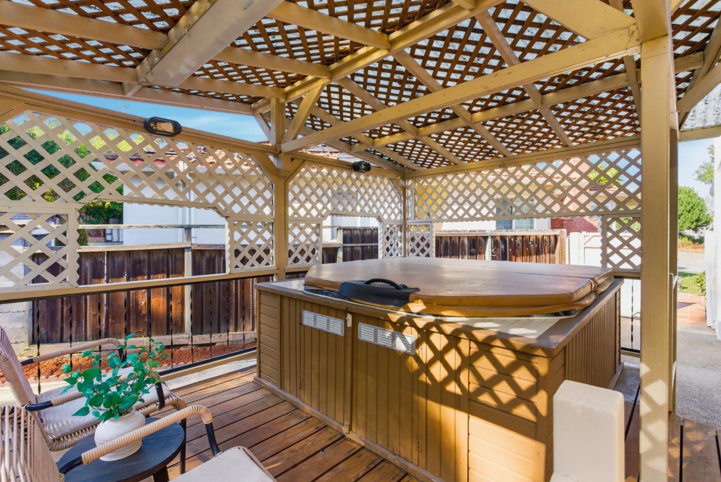 Detail Gallery Image 39 of 40 For 531 Anita Ln, Millbrae,  CA 94030 - 3 Beds | 1/1 Baths