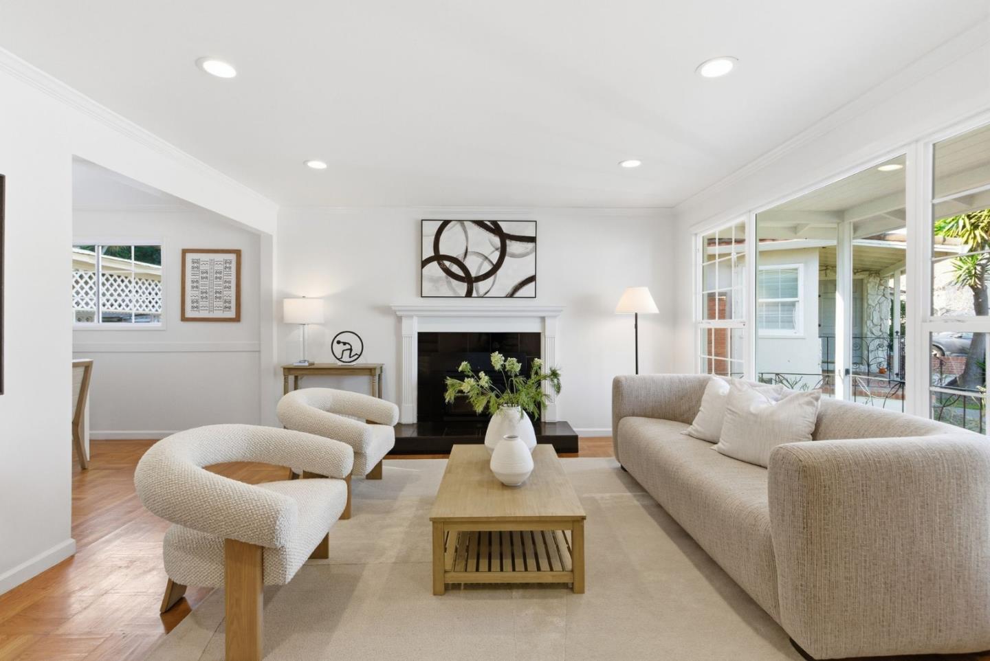 Detail Gallery Image 7 of 40 For 531 Anita Ln, Millbrae,  CA 94030 - 3 Beds | 1/1 Baths