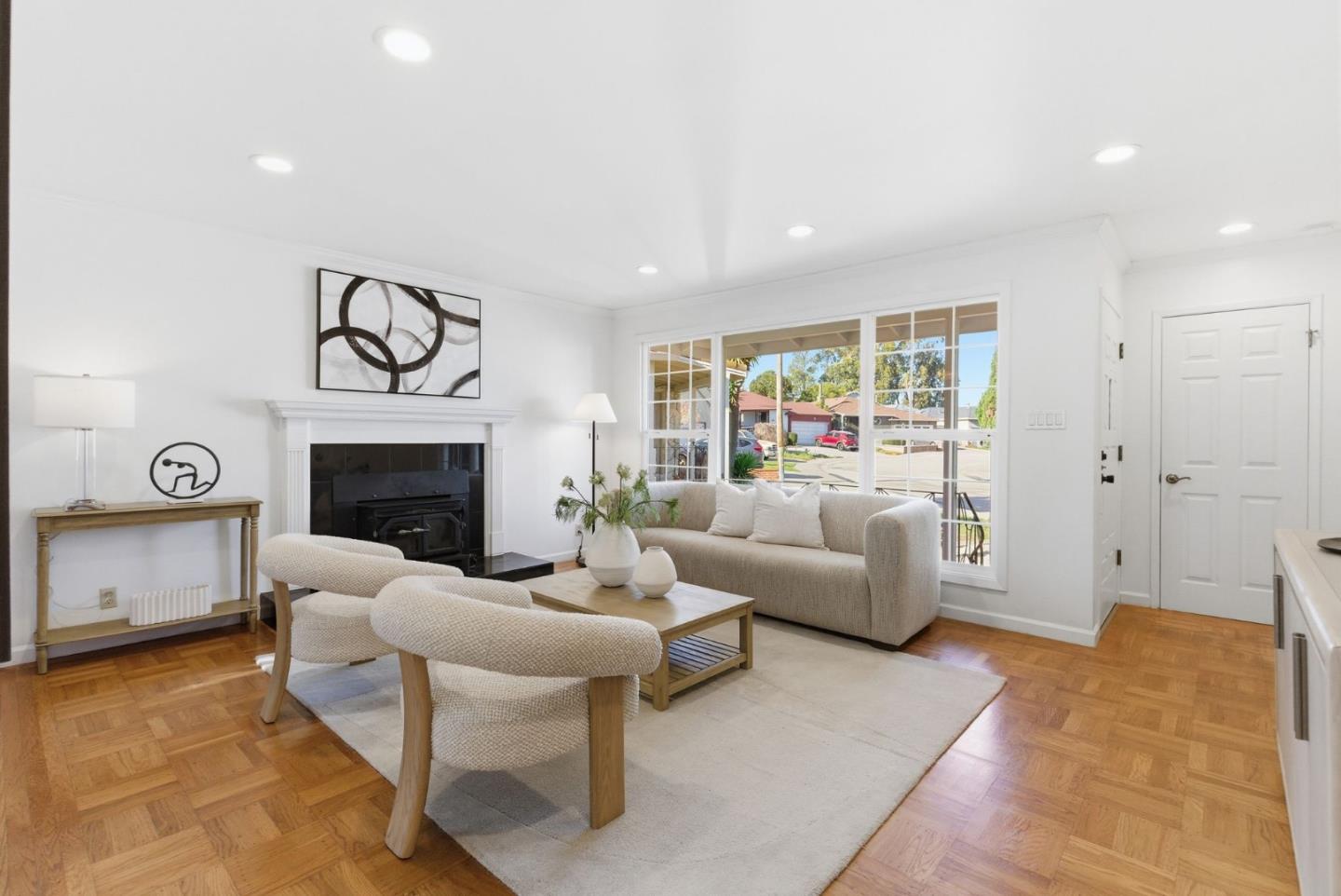 Detail Gallery Image 9 of 40 For 531 Anita Ln, Millbrae,  CA 94030 - 3 Beds | 1/1 Baths