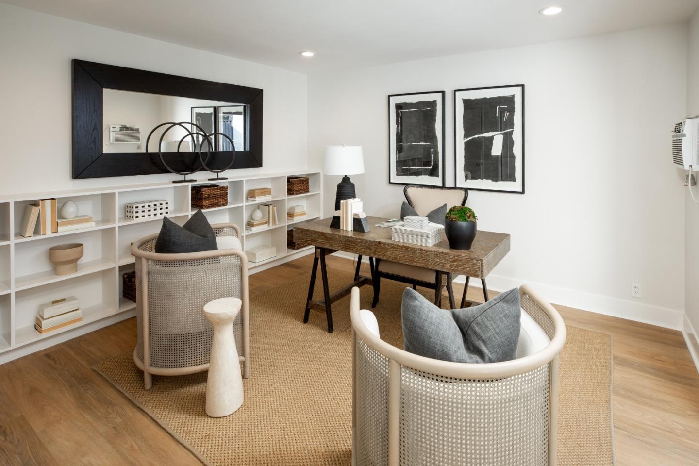 Detail Gallery Image 9 of 24 For 2427 Sharon Oaks Dr, Menlo Park,  CA 94025 - 3 Beds | 3 Baths