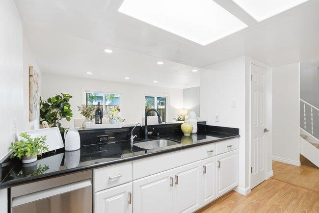 Detail Gallery Image 16 of 52 For 1031 S Colonel Way, Half Moon Bay,  CA 94019 - 3 Beds | 1/1 Baths