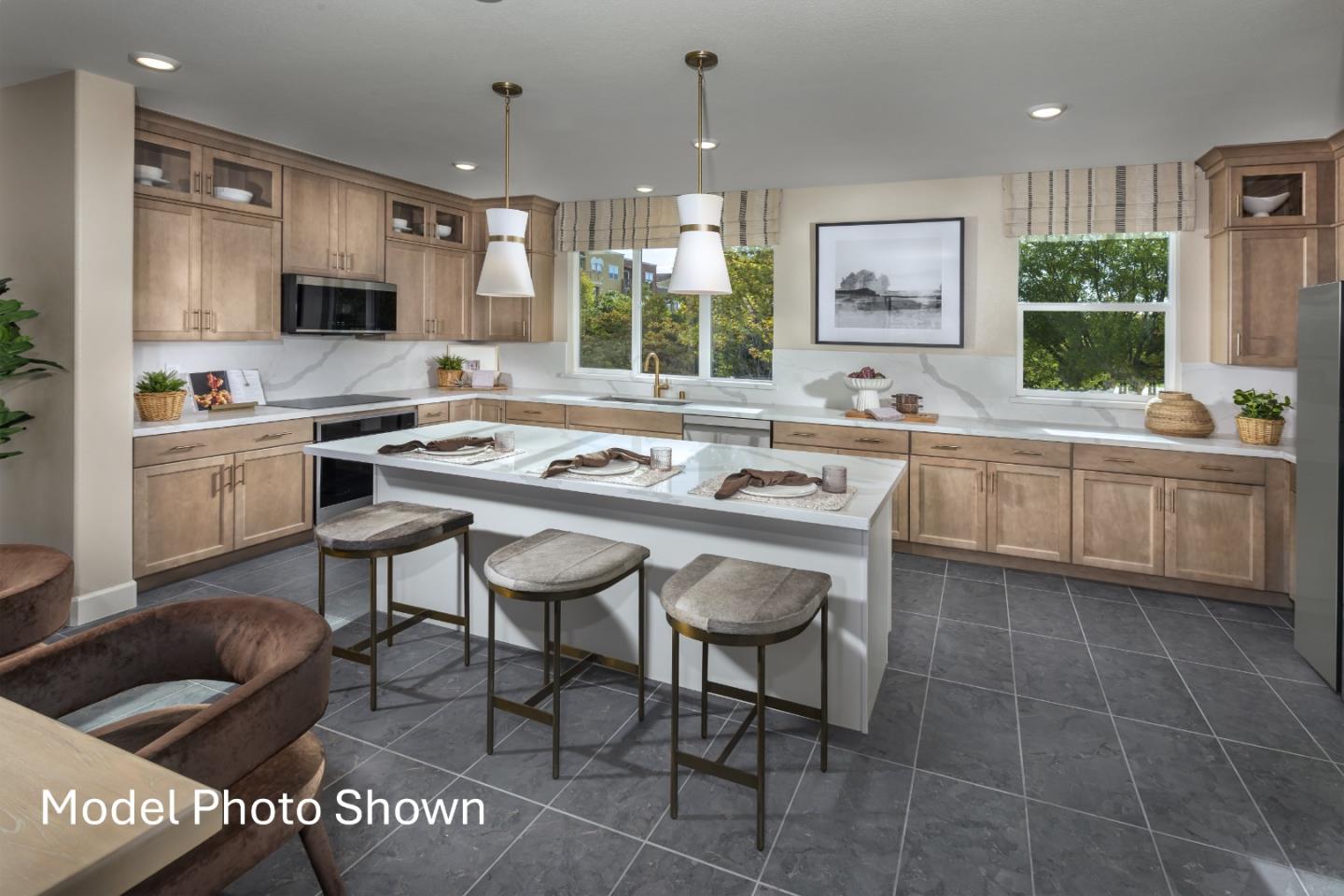 Detail Gallery Image 2 of 6 For 751 Altino Blvd, San Jose,  CA 95136 - 4 Beds | 3/1 Baths