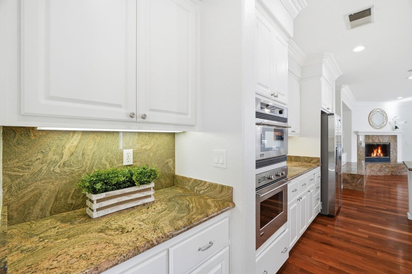 Detail Gallery Image 10 of 56 For 3024 Oliver Dr, San Jose,  CA 95135 - 5 Beds | 4/1 Baths