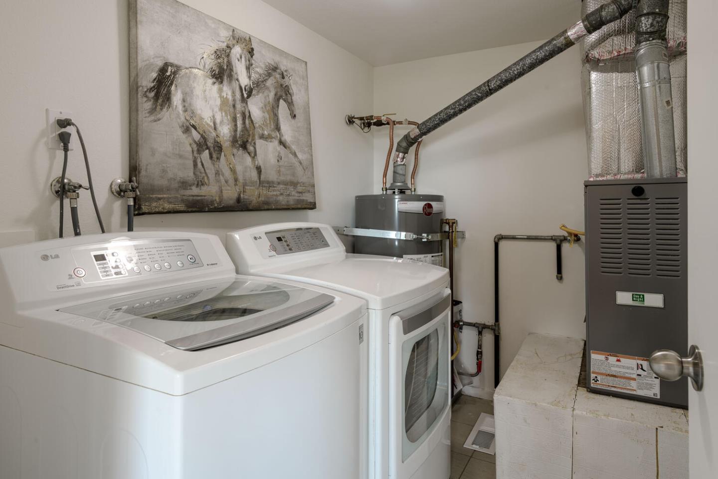 Detail Gallery Image 12 of 31 For 3734 Myrna Ln, South San Francisco,  CA 94080 - 4 Beds | 2 Baths