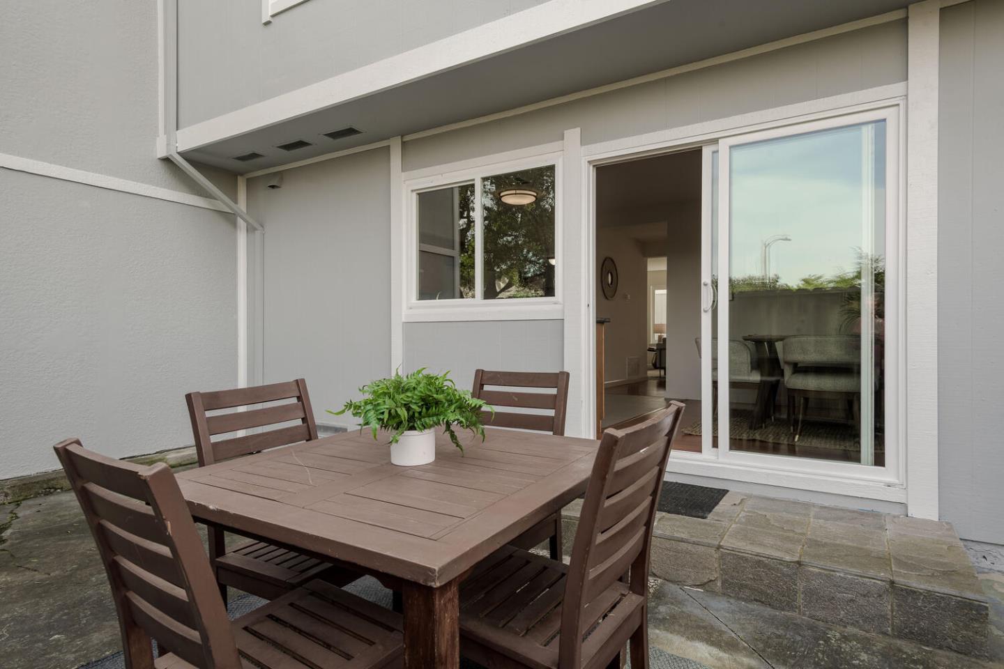 Detail Gallery Image 22 of 31 For 3734 Myrna Ln, South San Francisco,  CA 94080 - 4 Beds | 2 Baths