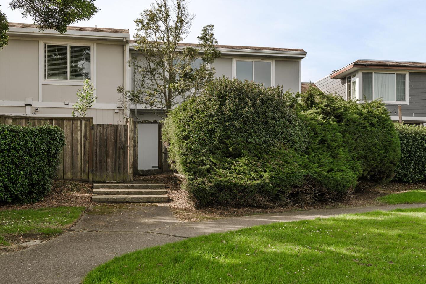 Detail Gallery Image 28 of 31 For 3734 Myrna Ln, South San Francisco,  CA 94080 - 4 Beds | 2 Baths