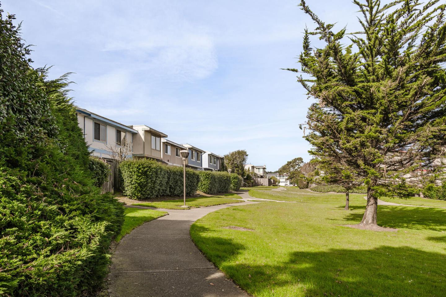 Detail Gallery Image 29 of 31 For 3734 Myrna Ln, South San Francisco,  CA 94080 - 4 Beds | 2 Baths