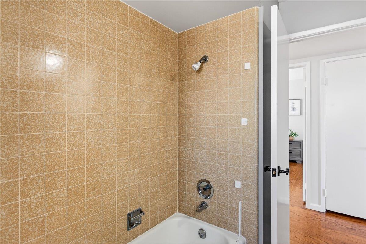 Detail Gallery Image 26 of 49 For 13240 via Grande Ct, Saratoga,  CA 95070 - 4 Beds | 2/1 Baths