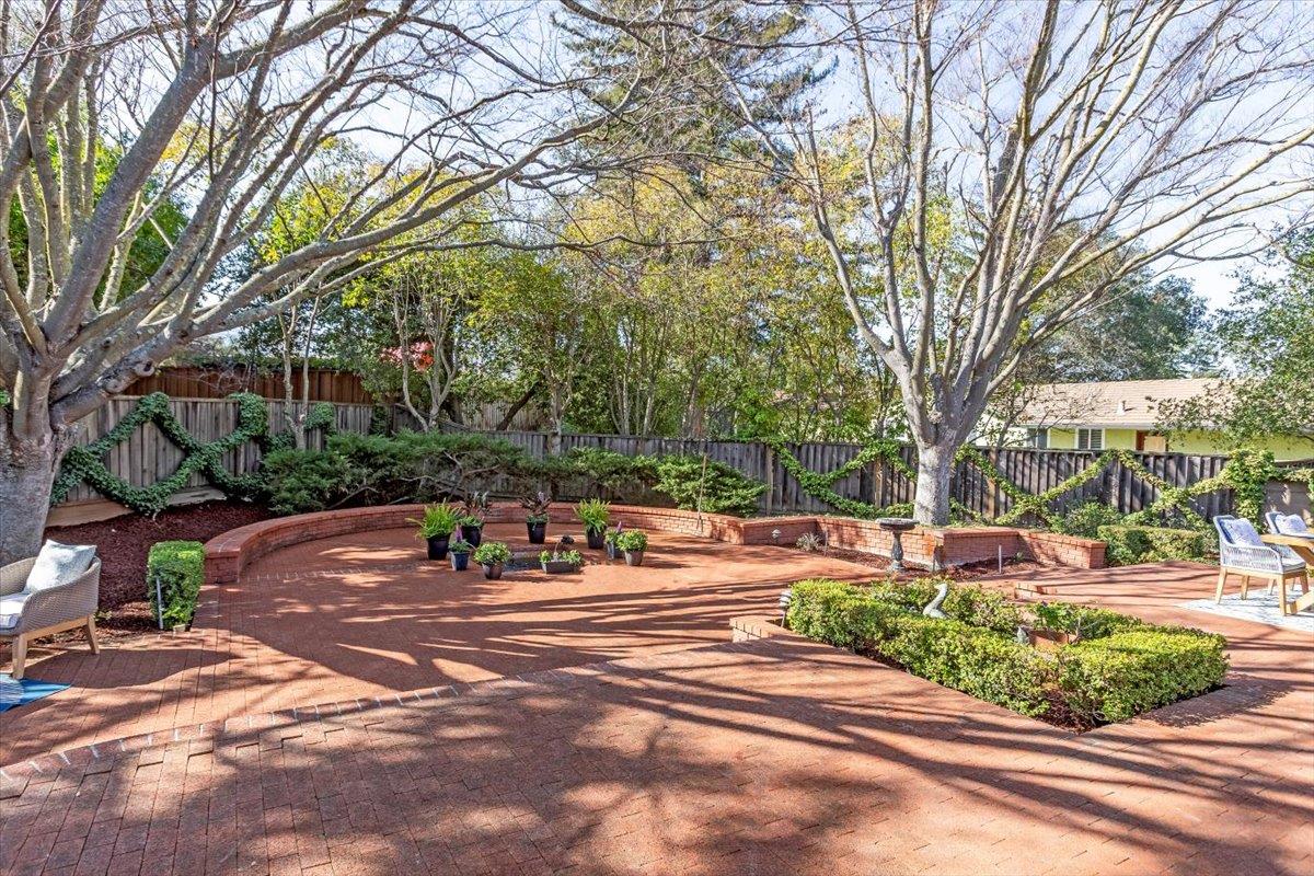 Detail Gallery Image 47 of 49 For 13240 via Grande Ct, Saratoga,  CA 95070 - 4 Beds | 2/1 Baths