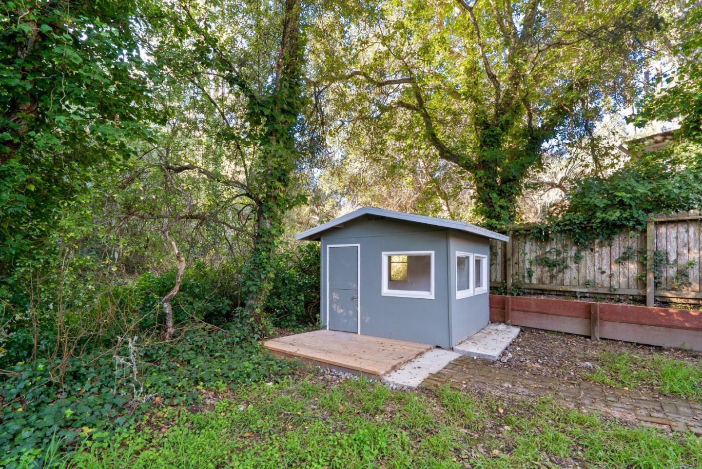 Detail Gallery Image 40 of 45 For 201 Soledad Pl, Monterey,  CA 93940 - 3 Beds | 2 Baths