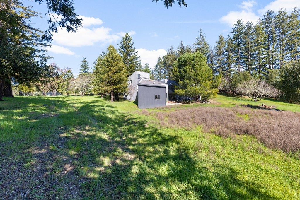 Detail Gallery Image 14 of 37 For 27600 Altamont Rd, Los Altos Hills,  CA 94022 - 4 Beds | 3/1 Baths