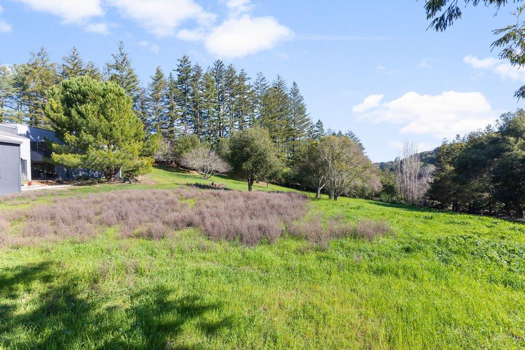 Detail Gallery Image 28 of 37 For 27600 Altamont Rd, Los Altos Hills,  CA 94022 - 4 Beds | 3/1 Baths