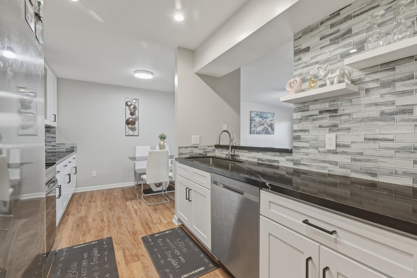 Detail Gallery Image 14 of 34 For 40425 Chapel Way #101,  Fremont,  CA 94538 - 3 Beds | 2 Baths