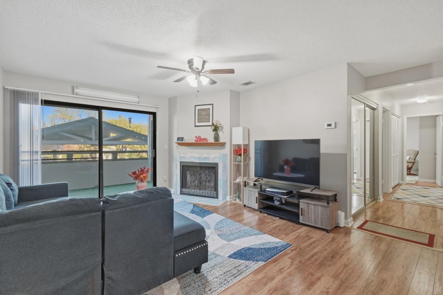 Detail Gallery Image 8 of 34 For 40425 Chapel Way #101,  Fremont,  CA 94538 - 3 Beds | 2 Baths