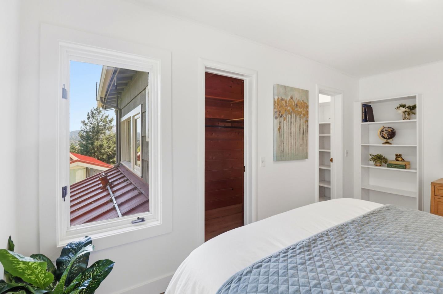 Detail Gallery Image 21 of 46 For 108 Santa Maria Ave, Portola Valley,  CA 94028 - 3 Beds | 2 Baths