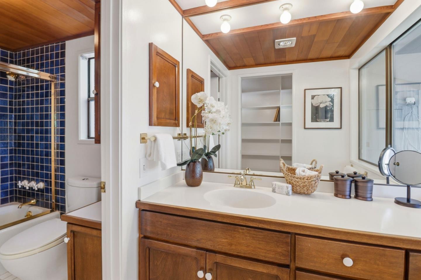 Detail Gallery Image 26 of 46 For 108 Santa Maria Ave, Portola Valley,  CA 94028 - 3 Beds | 2 Baths