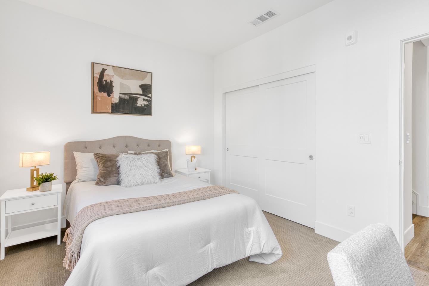 Detail Gallery Image 18 of 35 For 2059 Joshua Tree Cir, Milpitas,  CA 95035 - 3 Beds | 3 Baths