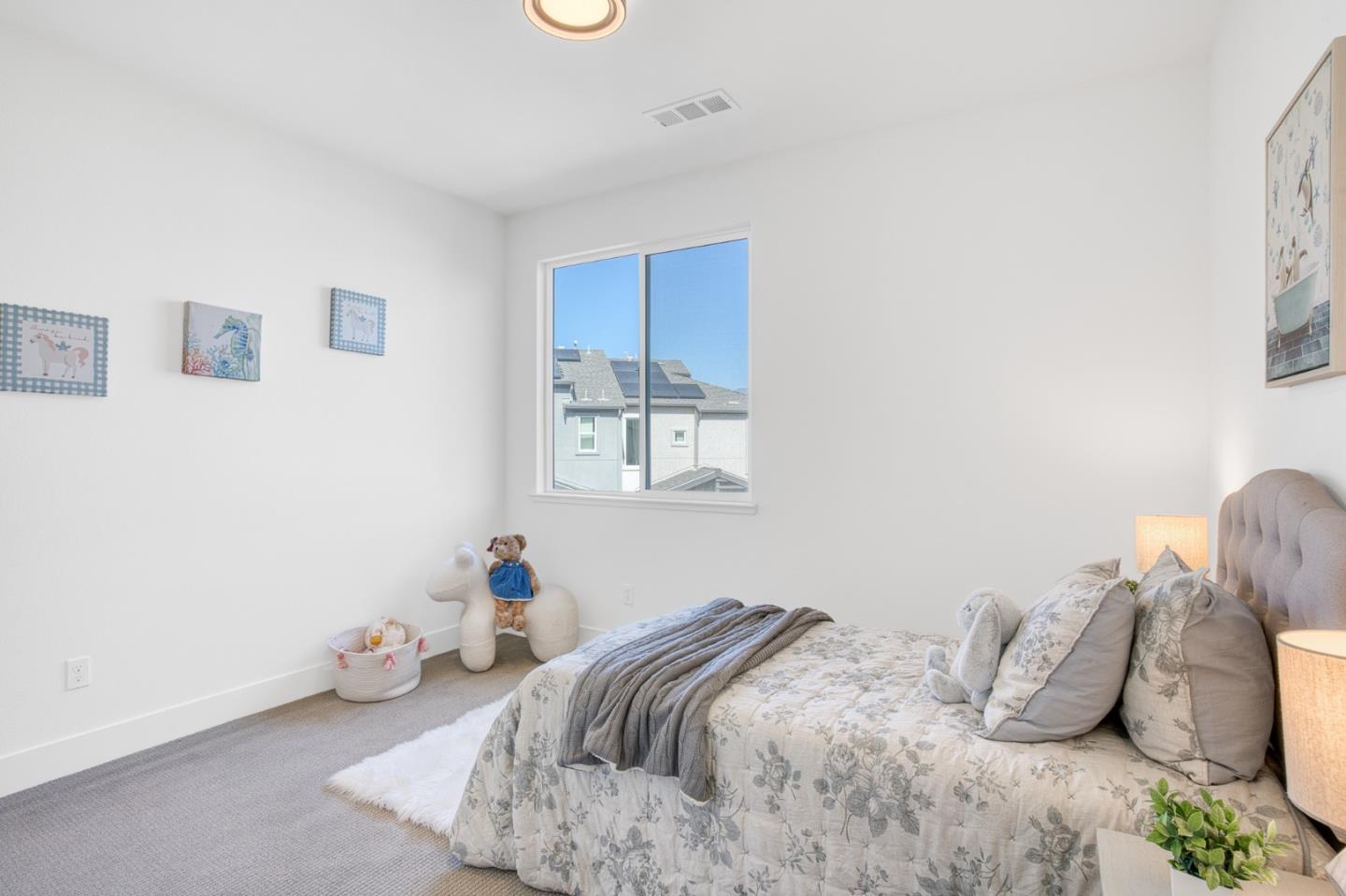 Detail Gallery Image 21 of 35 For 2059 Joshua Tree Cir, Milpitas,  CA 95035 - 3 Beds | 3 Baths