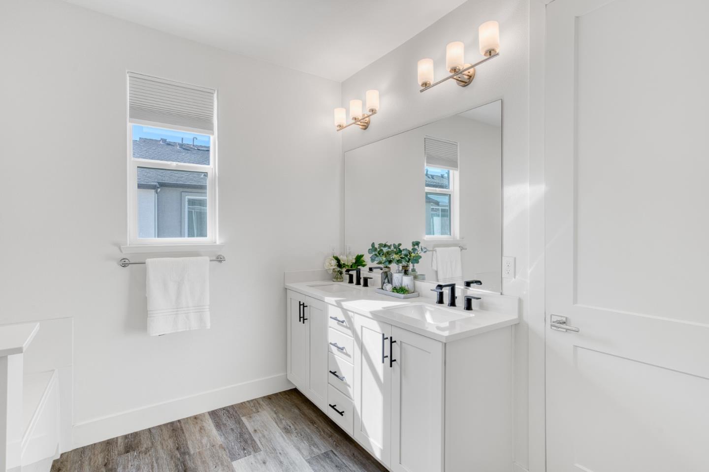 Detail Gallery Image 32 of 35 For 2059 Joshua Tree Cir, Milpitas,  CA 95035 - 3 Beds | 3 Baths