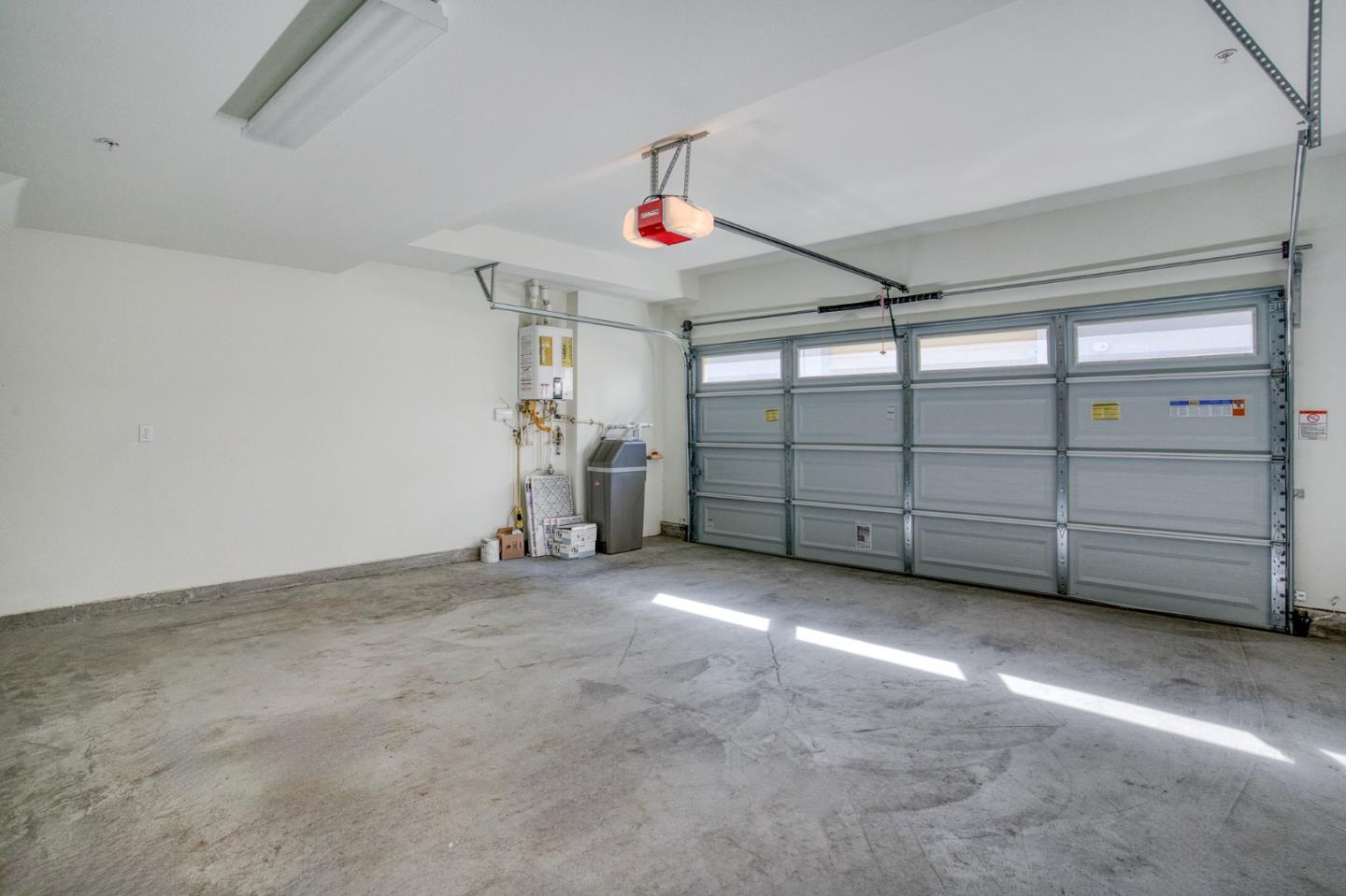 Detail Gallery Image 33 of 35 For 2059 Joshua Tree Cir, Milpitas,  CA 95035 - 3 Beds | 3 Baths