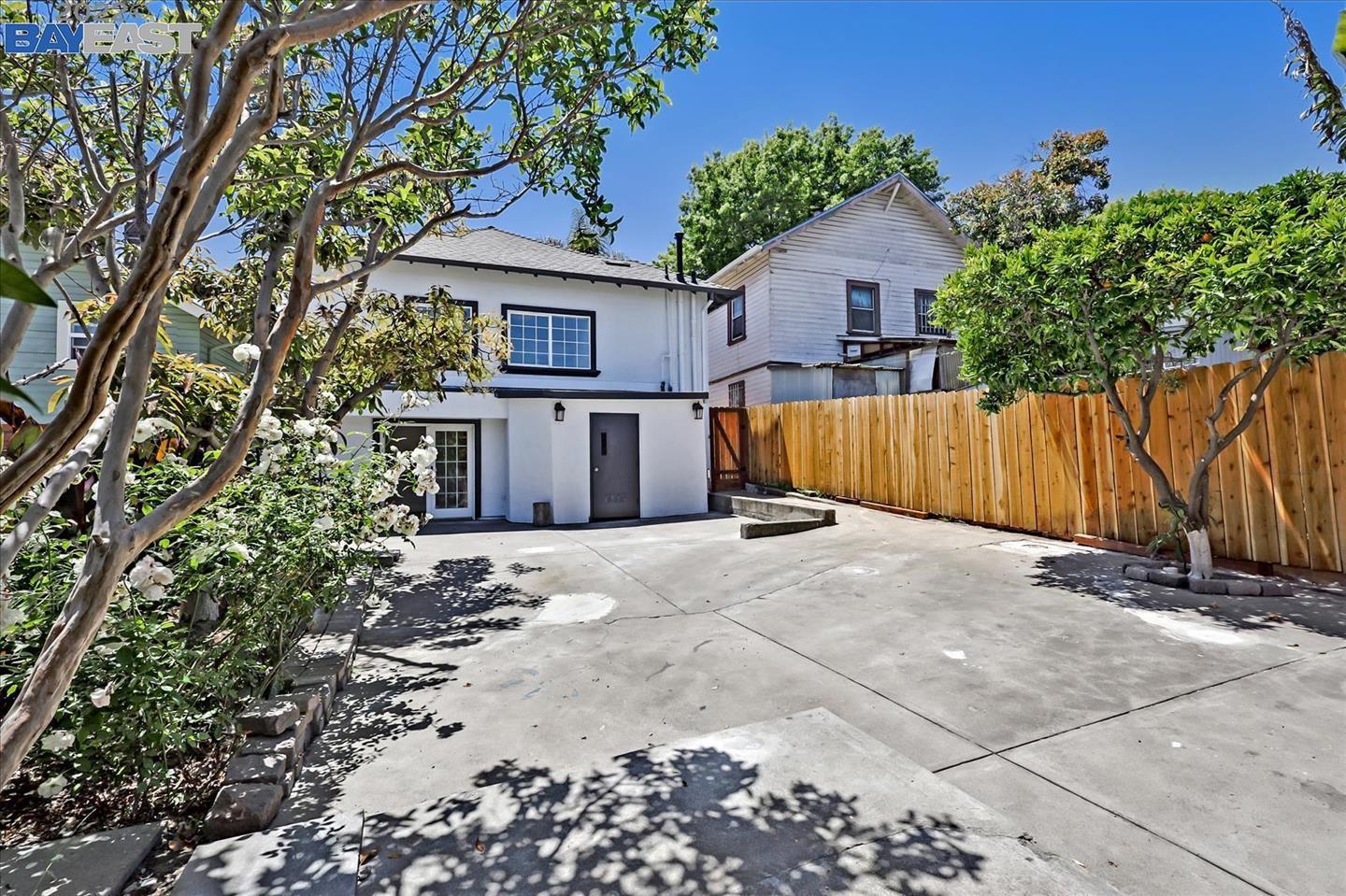 Detail Gallery Image 21 of 24 For 2036 E 20th St, Oakland,  CA 94606 - 4 Beds | 2 Baths