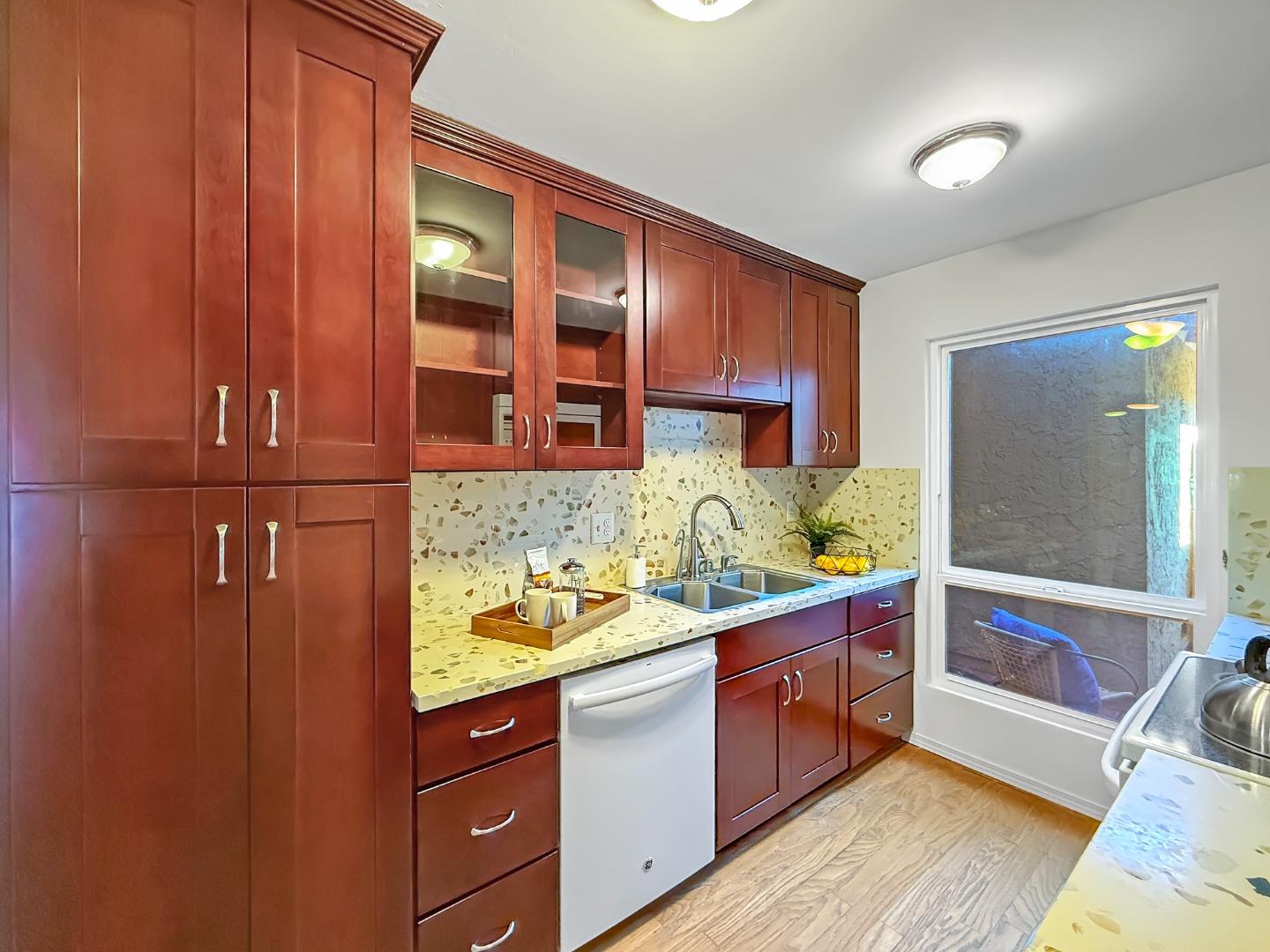 Detail Gallery Image 17 of 37 For 87 Salice Way, Campbell,  CA 95008 - 2 Beds | 1/1 Baths