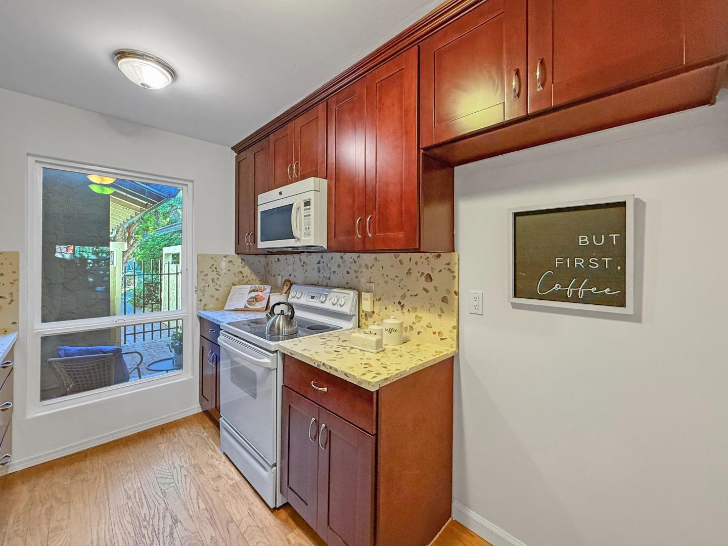 Detail Gallery Image 18 of 37 For 87 Salice Way, Campbell,  CA 95008 - 2 Beds | 1/1 Baths