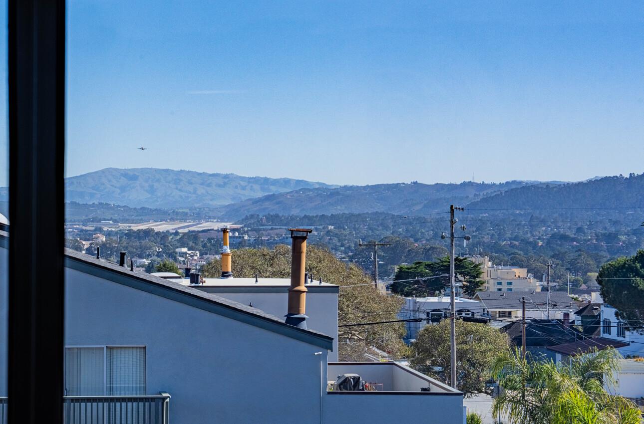 Detail Gallery Image 18 of 38 For 936 Wainwright Street, Monterey,  CA 93940 - 3 Beds | 2/1 Baths