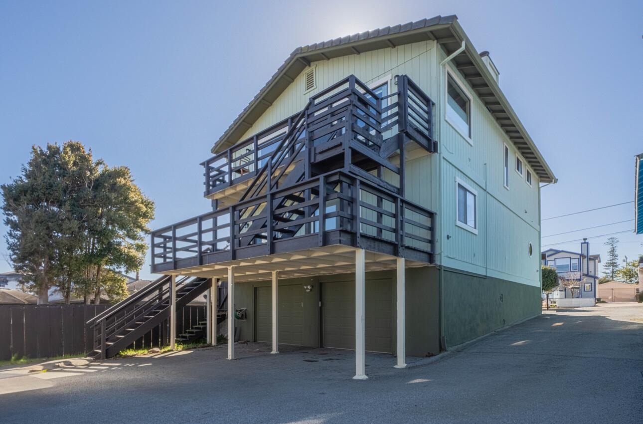 Detail Gallery Image 34 of 38 For 936 Wainwright Street, Monterey,  CA 93940 - 3 Beds | 2/1 Baths