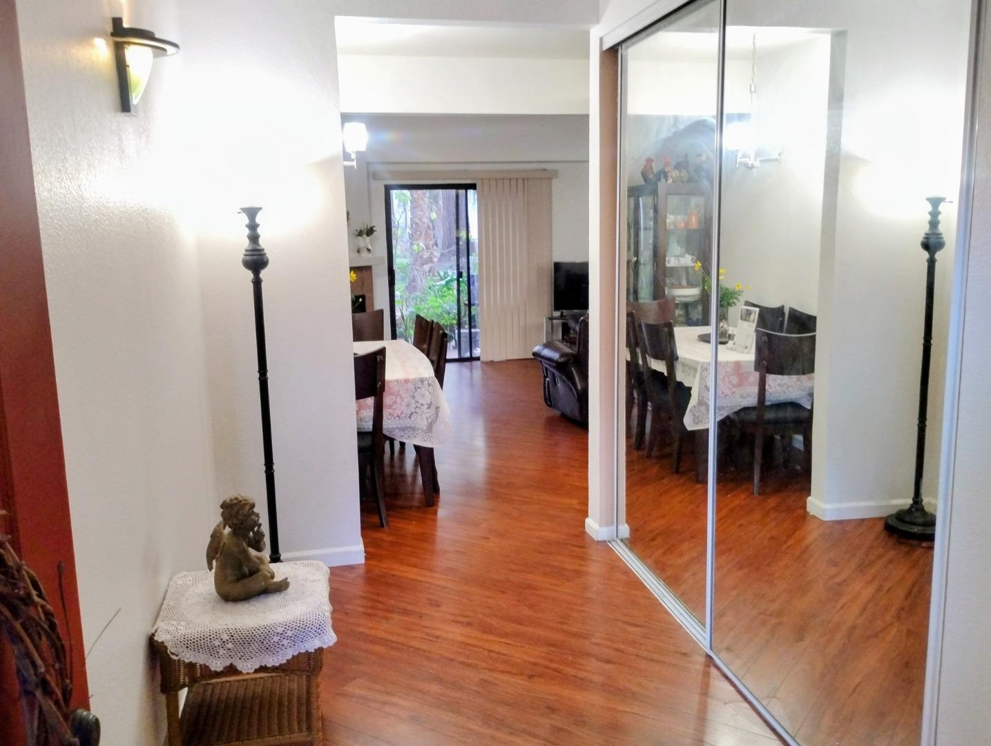 Detail Gallery Image 5 of 17 For 1976 Tradan Dr #65,  San Jose,  CA 95132 - 1 Beds | 1 Baths