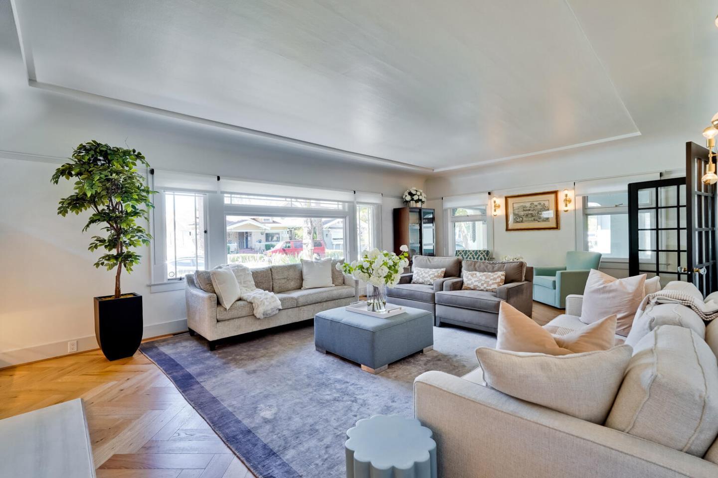 Detail Gallery Image 11 of 53 For 1176 Hanchett Ave, San Jose,  CA 95126 - 4 Beds | 3 Baths