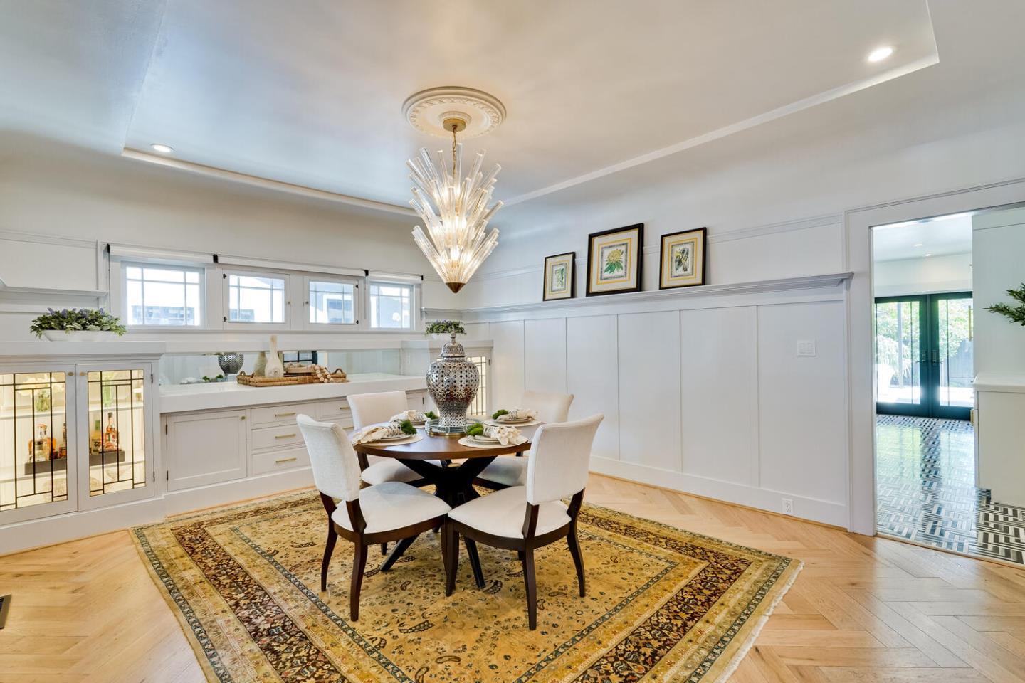 Detail Gallery Image 13 of 53 For 1176 Hanchett Ave, San Jose,  CA 95126 - 4 Beds | 3 Baths