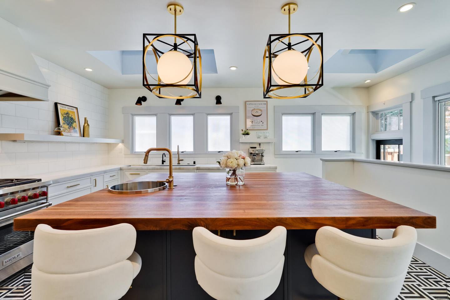 Detail Gallery Image 18 of 53 For 1176 Hanchett Ave, San Jose,  CA 95126 - 4 Beds | 3 Baths