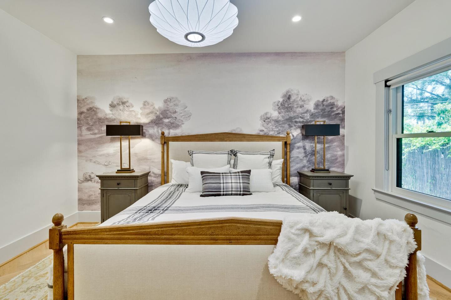 Detail Gallery Image 37 of 53 For 1176 Hanchett Ave, San Jose,  CA 95126 - 4 Beds | 3 Baths