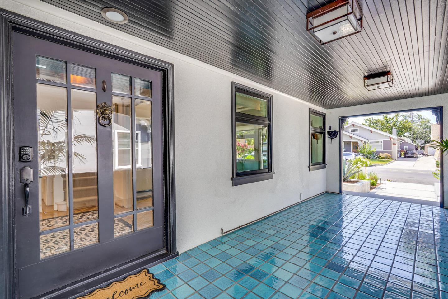 Detail Gallery Image 4 of 53 For 1176 Hanchett Ave, San Jose,  CA 95126 - 4 Beds | 3 Baths