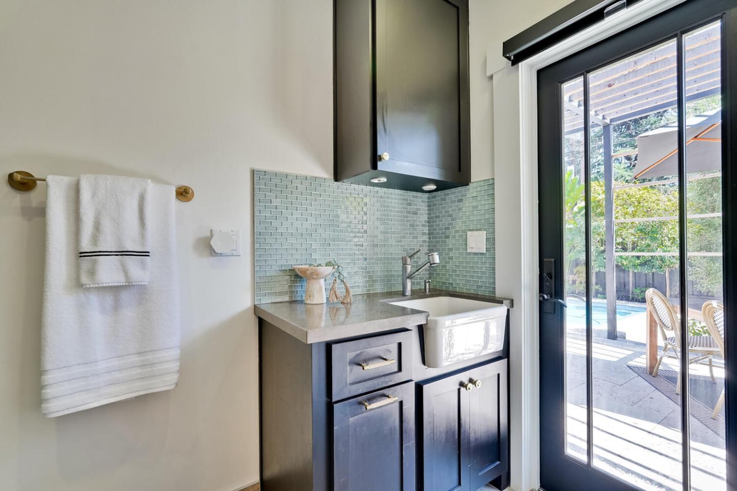 Detail Gallery Image 41 of 53 For 1176 Hanchett Ave, San Jose,  CA 95126 - 4 Beds | 3 Baths