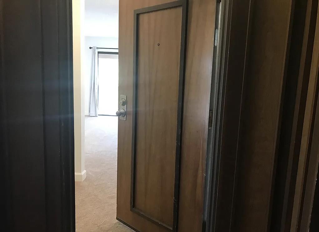 Front Image Thumbnail for ML82034164