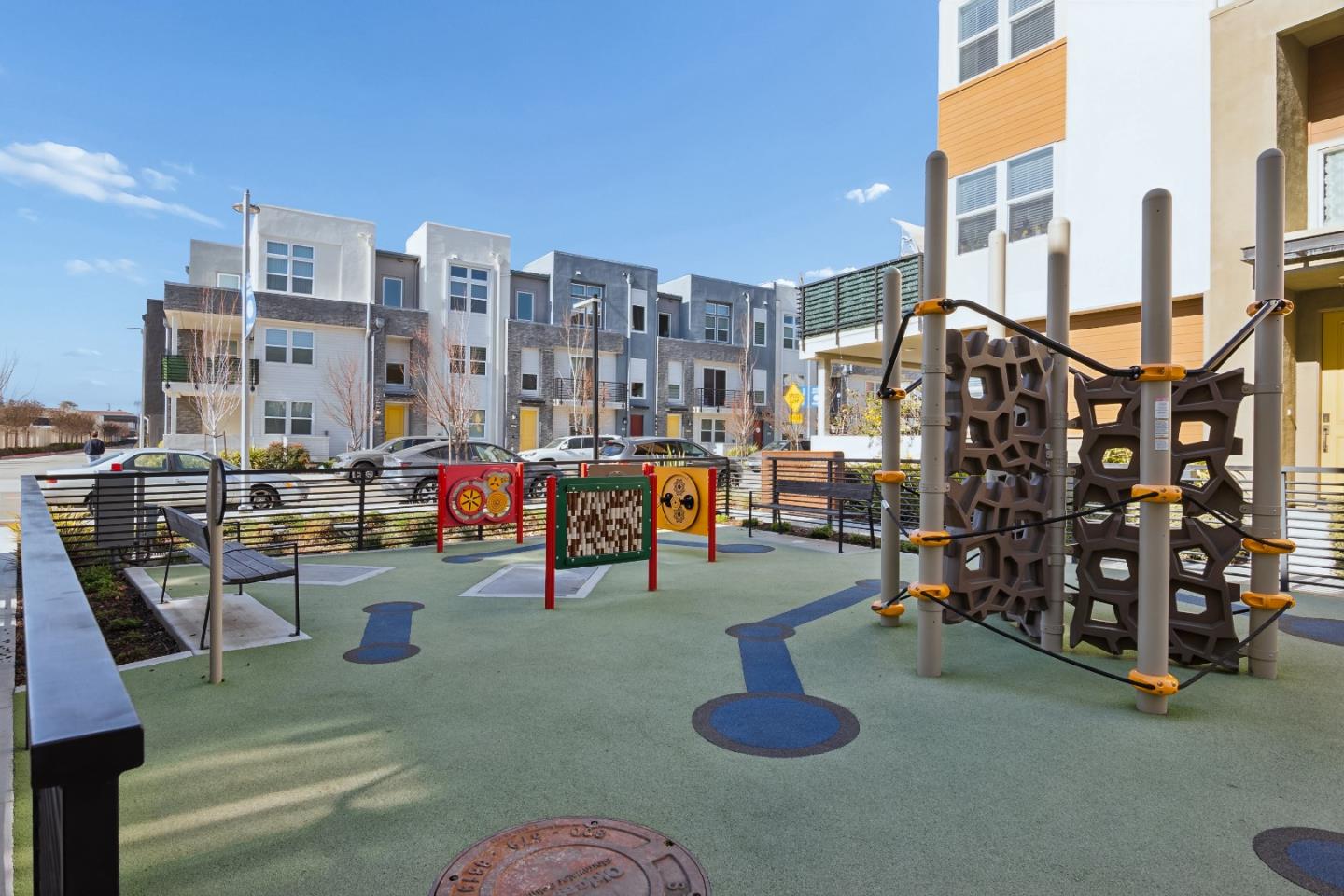 Detail Gallery Image 42 of 58 For 3690 Access Cmn, Fremont,  CA 94538 - 3 Beds | 3/1 Baths