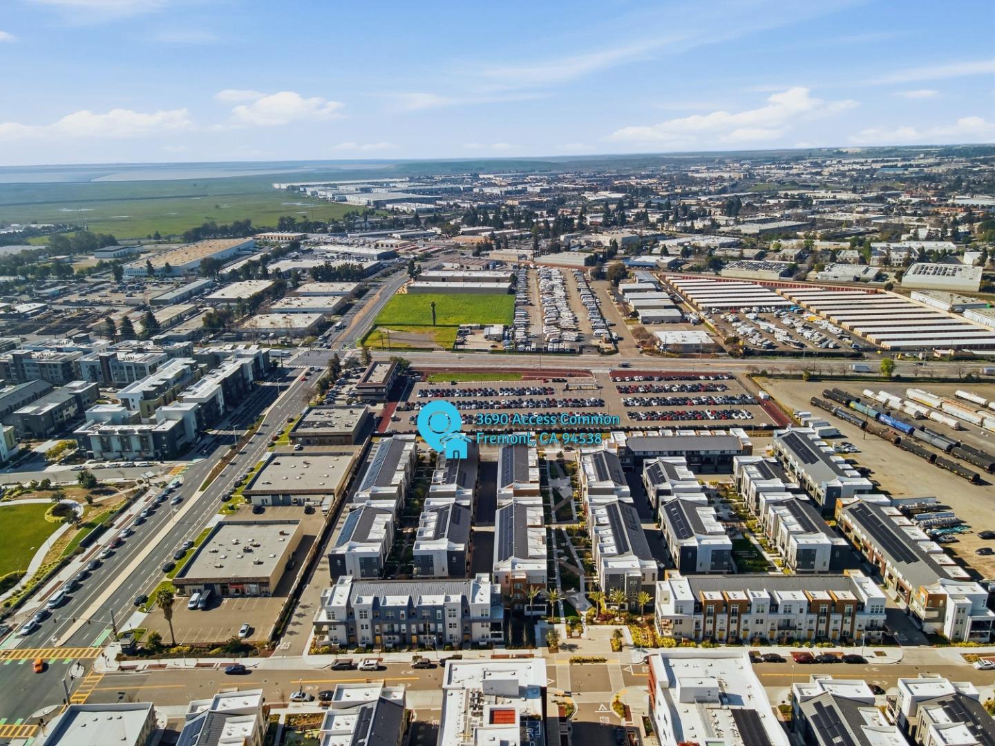 Detail Gallery Image 55 of 58 For 3690 Access Cmn, Fremont,  CA 94538 - 3 Beds | 3/1 Baths