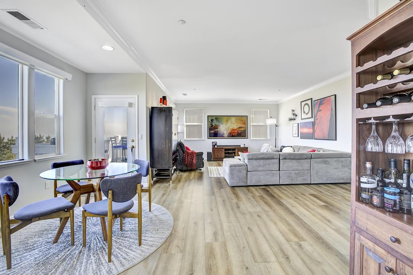 Detail Gallery Image 16 of 68 For 228 Goodwin Dr, San Bruno,  CA 94066 - 4 Beds | 2/1 Baths