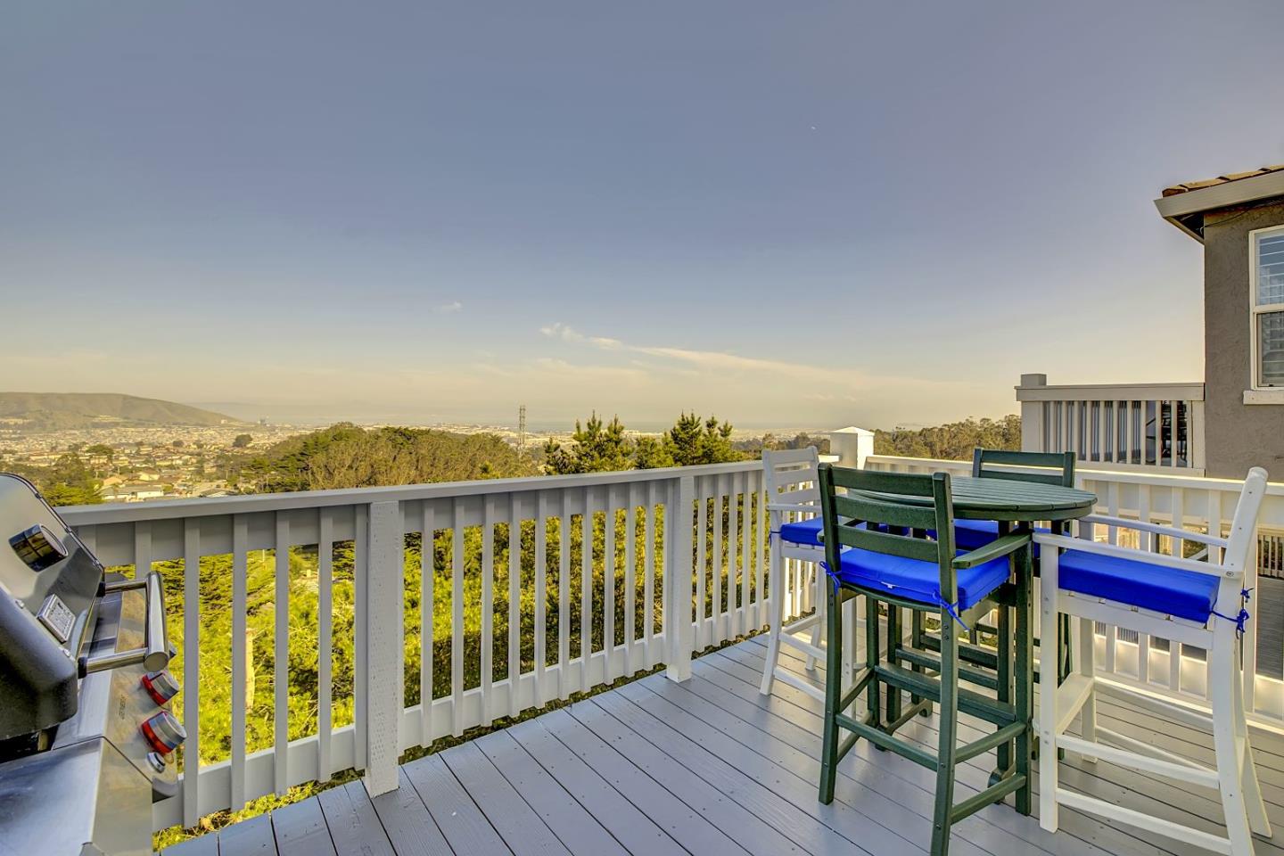 Detail Gallery Image 29 of 68 For 228 Goodwin Dr, San Bruno,  CA 94066 - 4 Beds | 2/1 Baths