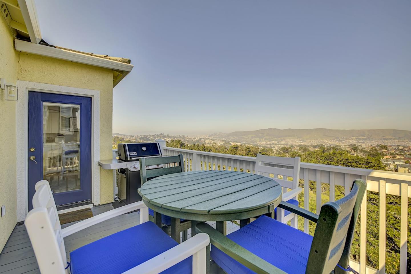 Detail Gallery Image 31 of 68 For 228 Goodwin Dr, San Bruno,  CA 94066 - 4 Beds | 2/1 Baths
